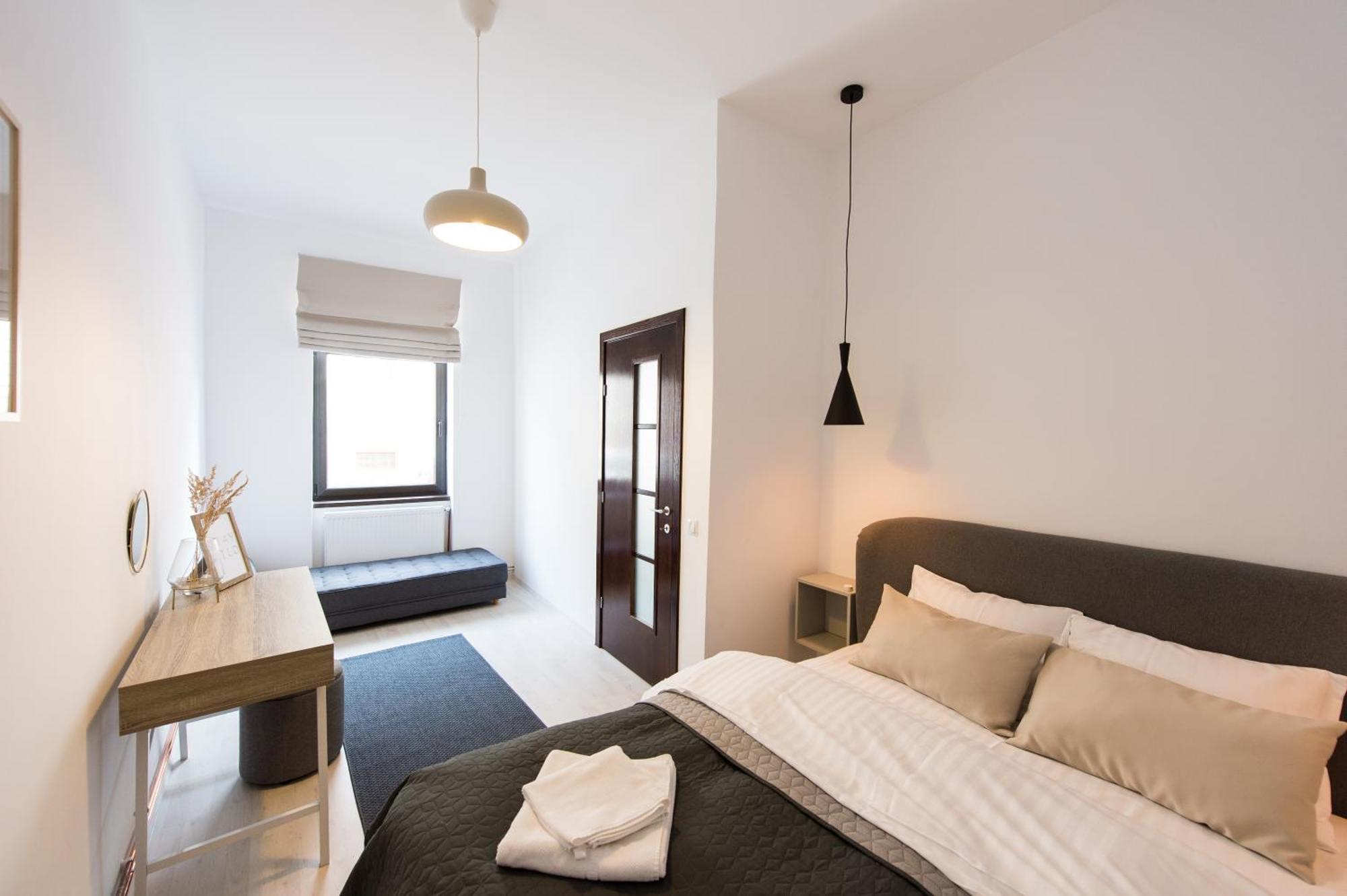 Charming Old Town Flat With Mountain View Apartment Brasov Exterior photo